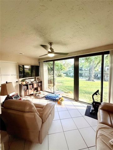 3899 N Carambola Cir N 29126, Coconut Creek, FL 33066