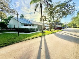 3899 N Carambola Cir N 29126, Coconut Creek, FL 33066