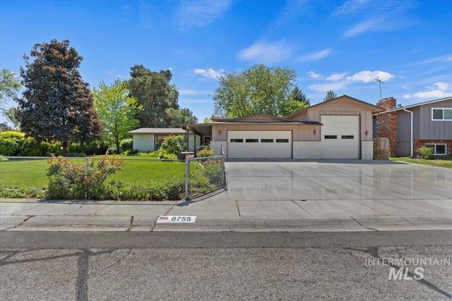 8755 W Cranbrook Dr, Boise, ID 83704