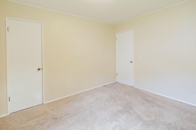 4250 Pembrook Street, Kalamazoo City, MI 49008