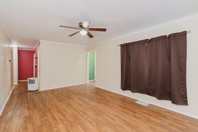 4250 Pembrook Street, Kalamazoo City, MI 49008