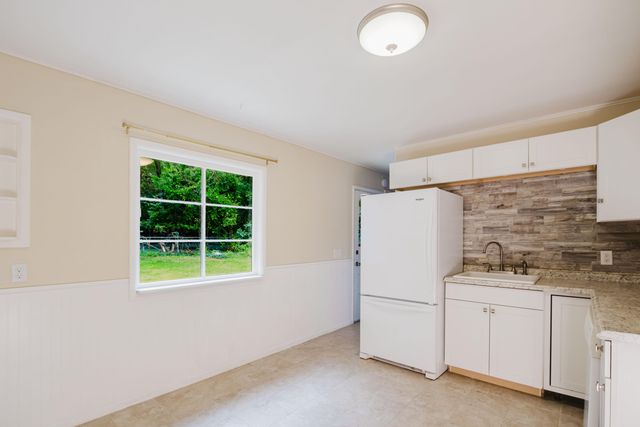 4250 Pembrook Street, Kalamazoo City, MI 49008