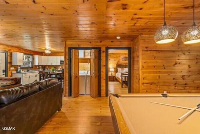 4151 Oak Ridge Street, Pigeon Forge, TN 37863