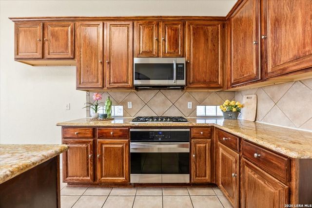18031 Keystone Blf, San Antonio, TX 78258