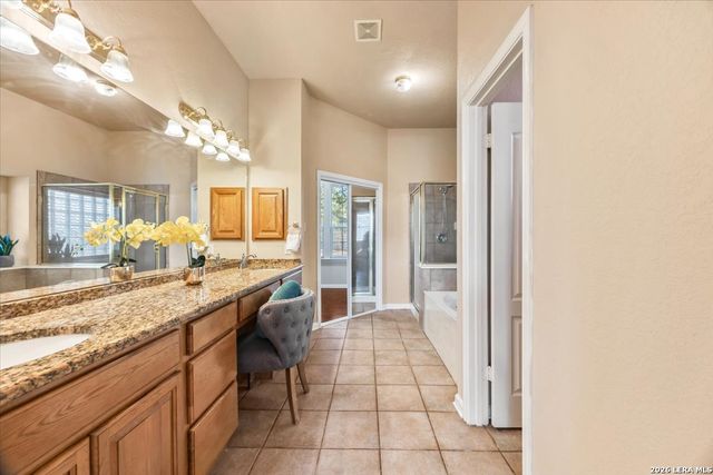 18031 Keystone Blf, San Antonio, TX 78258