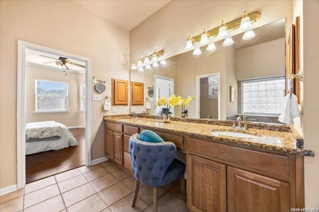 18031 Keystone Blf, San Antonio, TX 78258