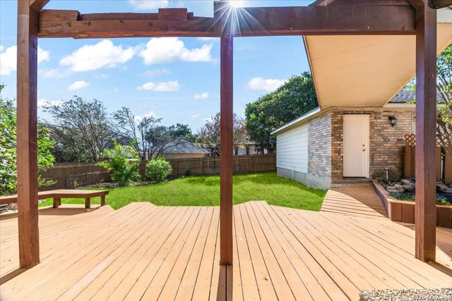 18031 Keystone Blf, San Antonio, TX 78258