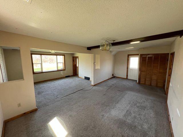 20975 County Hwy 61, Pine City, MN 55063