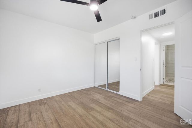 2401 Kenwood Road, Bakersfield, CA 93306