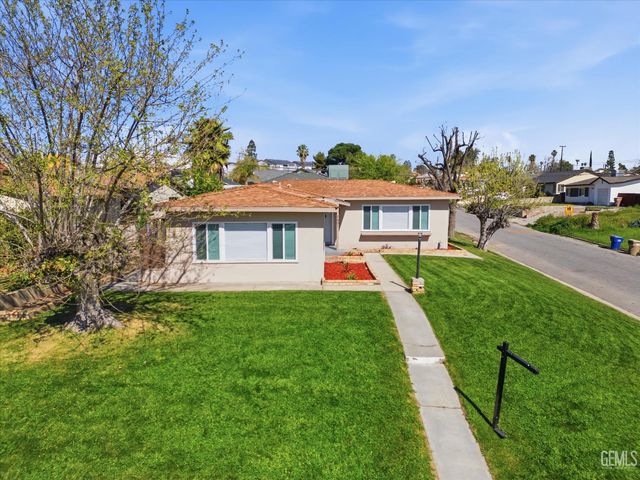 2401 Kenwood Road, Bakersfield, CA 93306