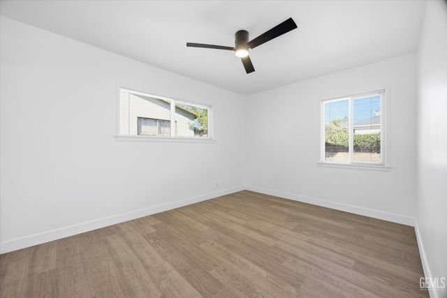 2401 Kenwood Road, Bakersfield, CA 93306