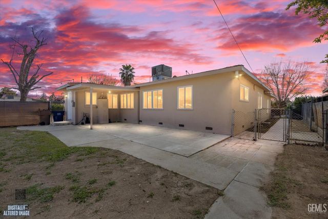 2401 Kenwood Road, Bakersfield, CA 93306