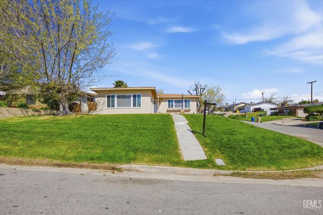 2401 Kenwood Road, Bakersfield, CA 93306