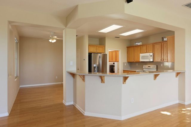 1001 Magnolia Ln, Lincoln, CA 95648