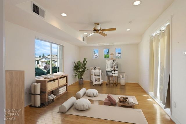 1001 Magnolia Ln, Lincoln, CA 95648