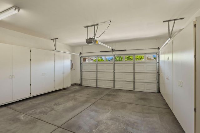 1001 Magnolia Ln, Lincoln, CA 95648