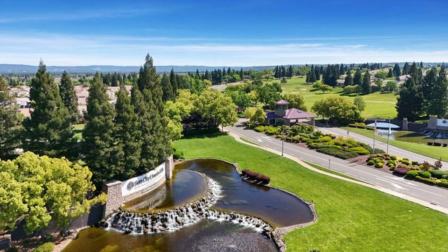 1001 Magnolia Ln, Lincoln, CA 95648