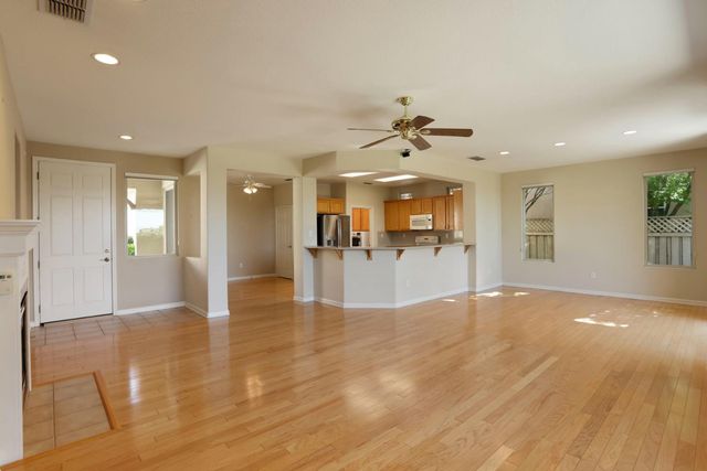 1001 Magnolia Ln, Lincoln, CA 95648