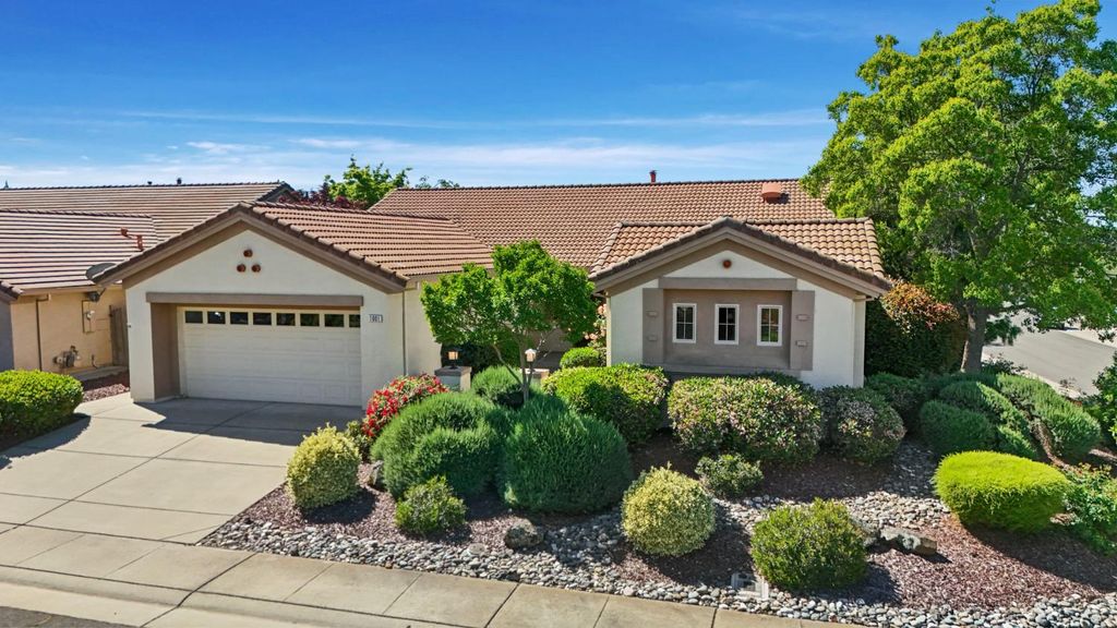 1001 Magnolia Ln, Lincoln, CA 95648