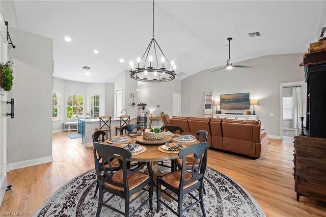 1070 21st ST SW, Naples, FL 34117