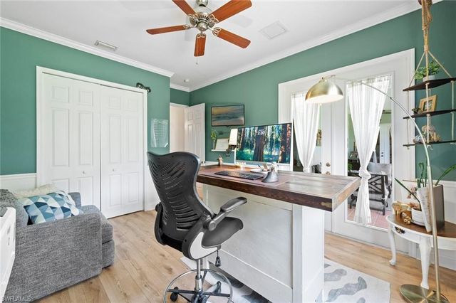 1070 21st ST SW, Naples, FL 34117