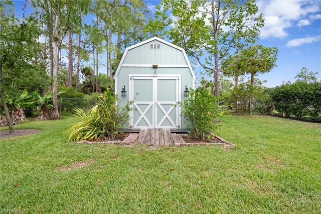 1070 21st ST SW, Naples, FL 34117