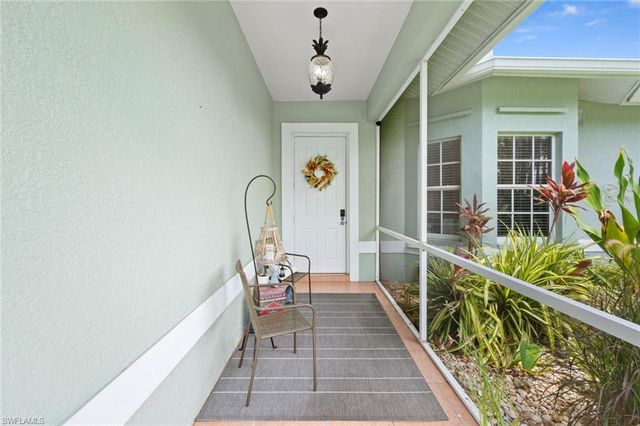 1070 21st ST SW, Naples, FL 34117