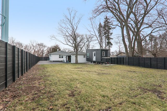 502 N Smith Street, Palatine, IL 60067