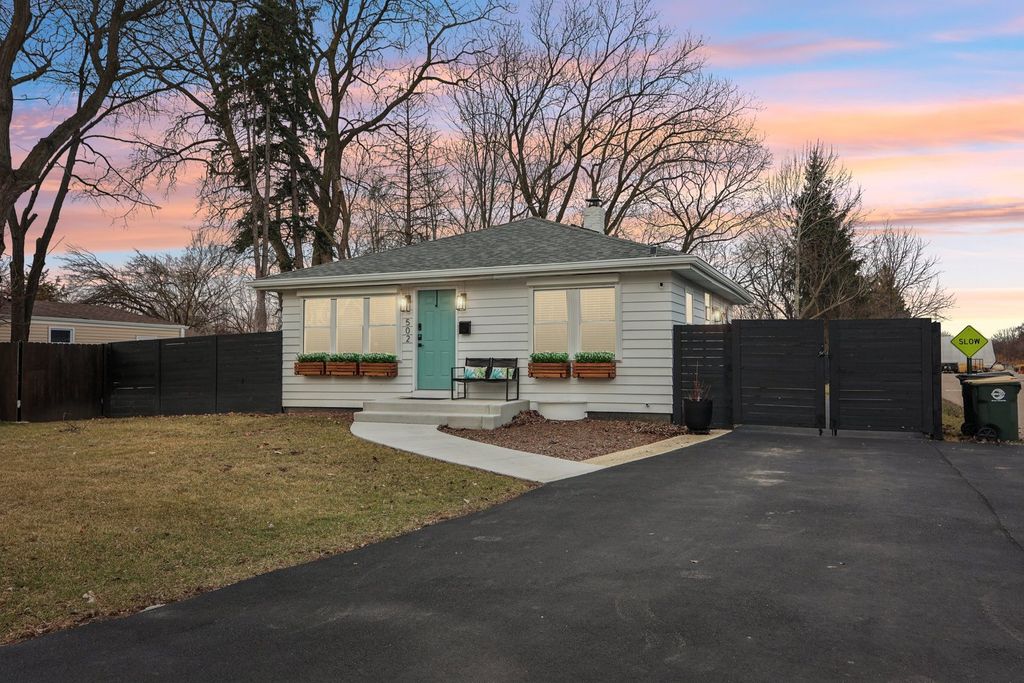 502 N Smith Street, Palatine, IL 60067