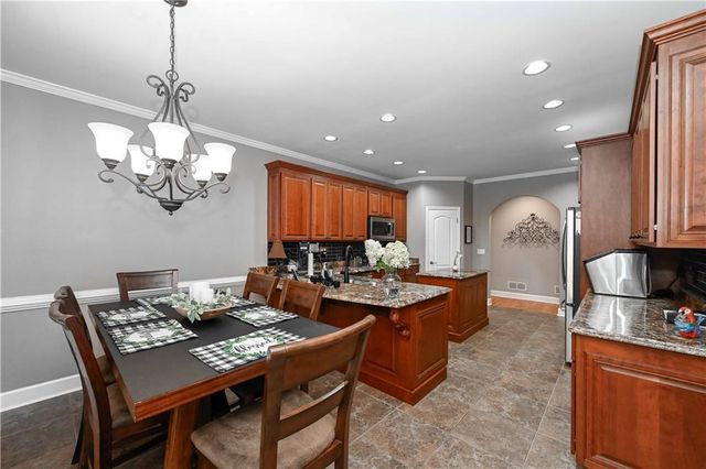 8227 Farmington Lane, Winston, GA 30187