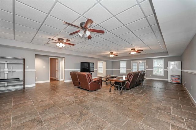 8227 Farmington Lane, Winston, GA 30187