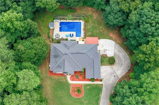 8227 Farmington Lane, Winston, GA 30187