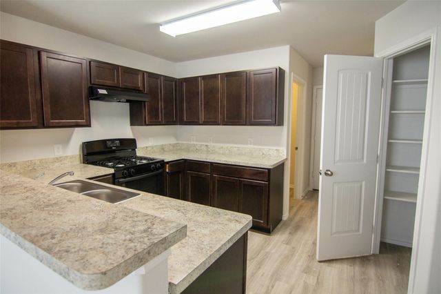 18643 Rock Flats Ravine Drive, Katy, TX 77449