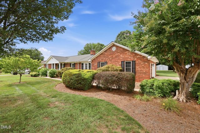 813 Hillcrest Drive, Gibsonville, NC 27249