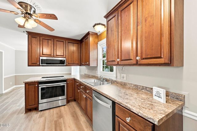 813 Hillcrest Drive, Gibsonville, NC 27249