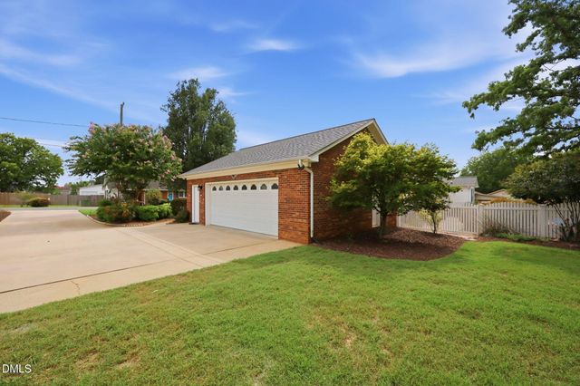 813 Hillcrest Drive, Gibsonville, NC 27249
