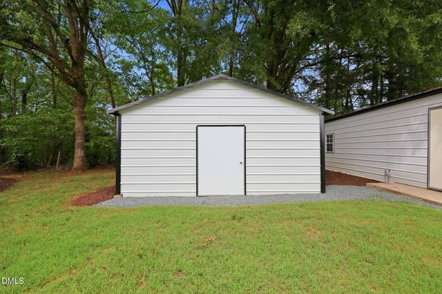 813 Hillcrest Drive, Gibsonville, NC 27249