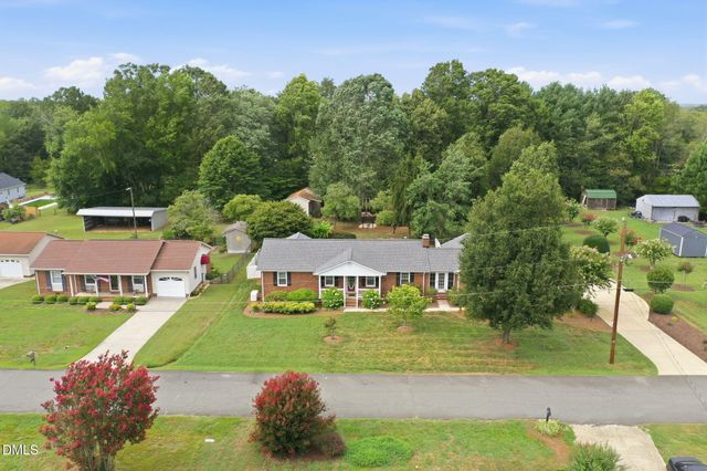 813 Hillcrest Drive, Gibsonville, NC 27249