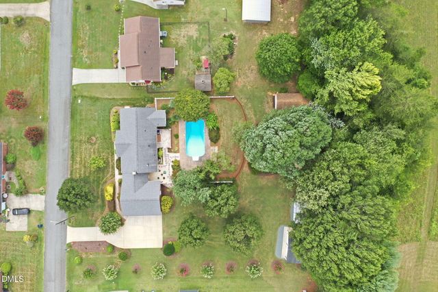 813 Hillcrest Drive, Gibsonville, NC 27249
