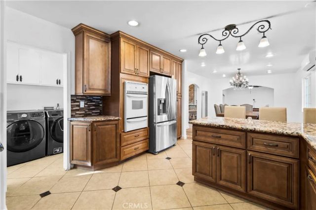 8440 Gloria, North Hills, CA 91343