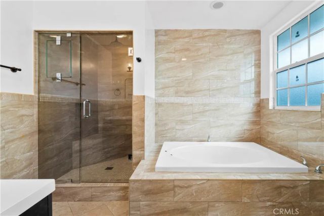 8440 Gloria, North Hills, CA 91343