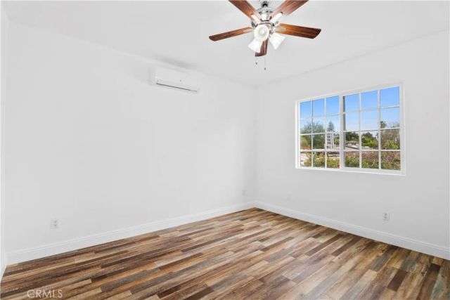 8440 Gloria, North Hills, CA 91343