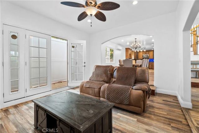 8440 Gloria, North Hills, CA 91343