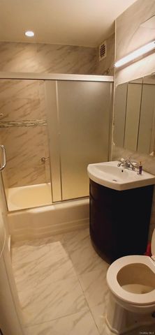 50-15 39th Street 1G, Sunnyside, NY 11104