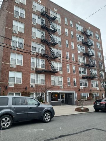 50-15 39th Street 1G, Sunnyside, NY 11104
