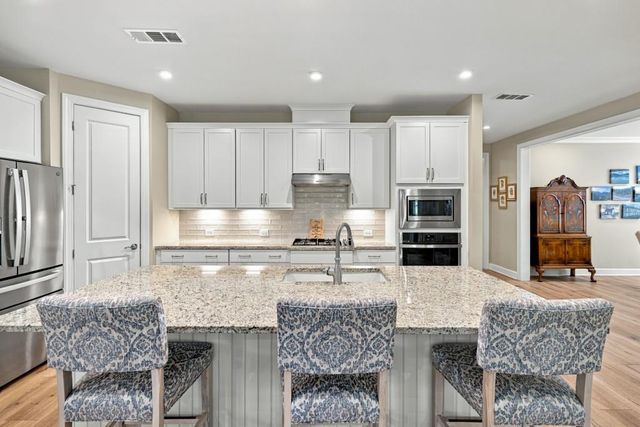120 Truman Court, Hoschton, GA 30548