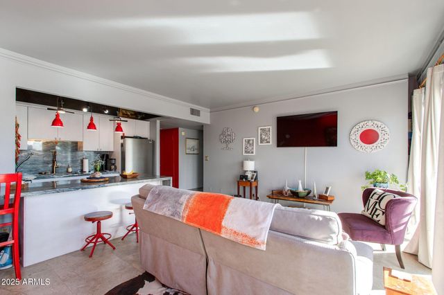 4750 N CENTRAL Avenue 3J, Phoenix, AZ 85012