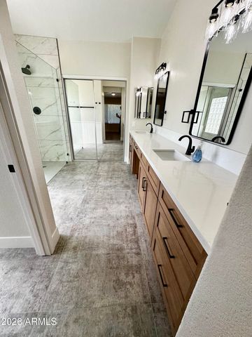 7352 W VIA DEL SOL Drive, Glendale, AZ 85310