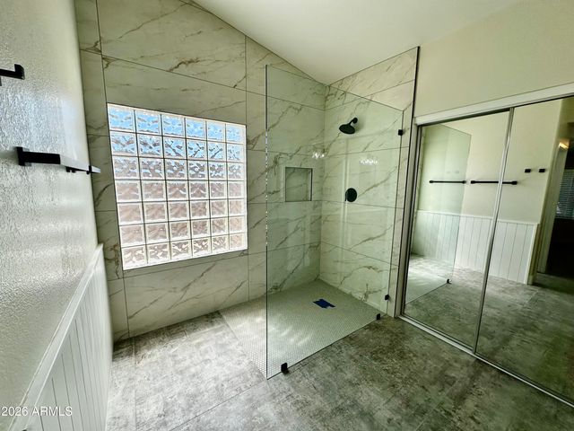 7352 W VIA DEL SOL Drive, Glendale, AZ 85310