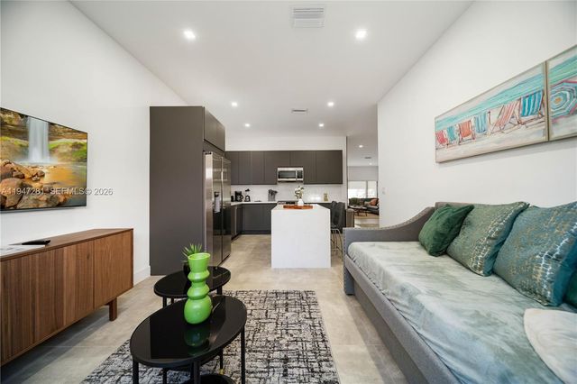 95 NW 52nd St, Miami, FL 33127